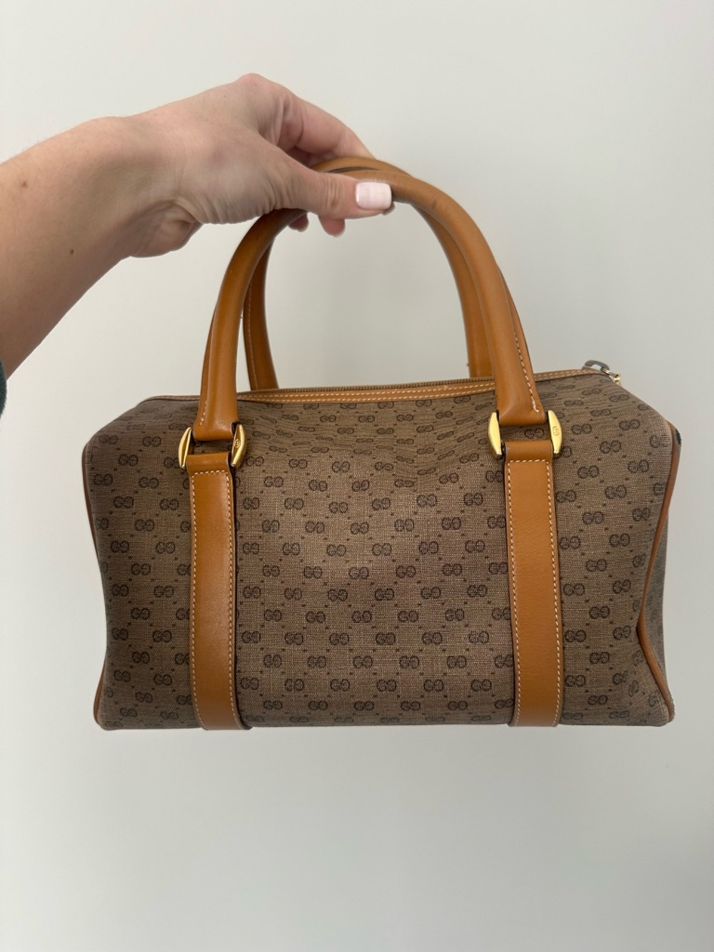 Gucci GG Monogram Leather Boston Bag - Picture 2 of 14